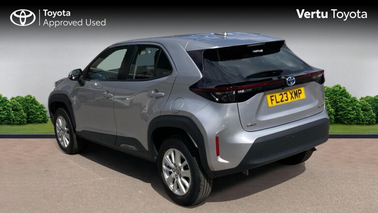 Toyota Yaris Cross 1.5 Hybrid Icon 5dr CVT Hybrid Estate